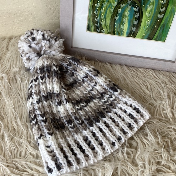 Knit beanie - Picture 3 of 6